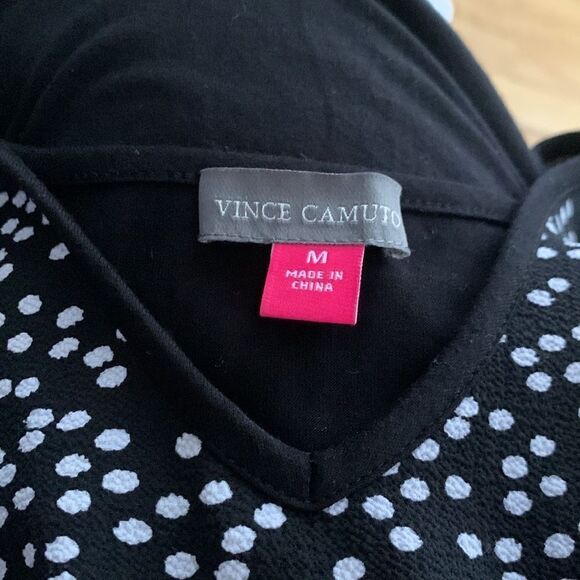 Vince Camuto black with white dot crepe front, solid stretch knit back top. Med - Picture 6 of 6